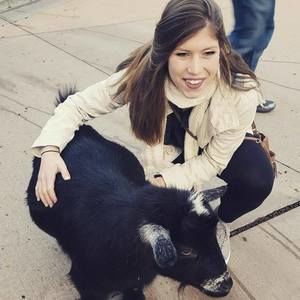 Meet your Posher, Paige